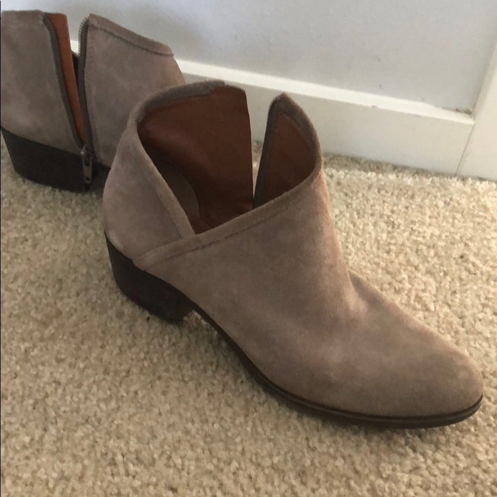 Lucky ankle boot
